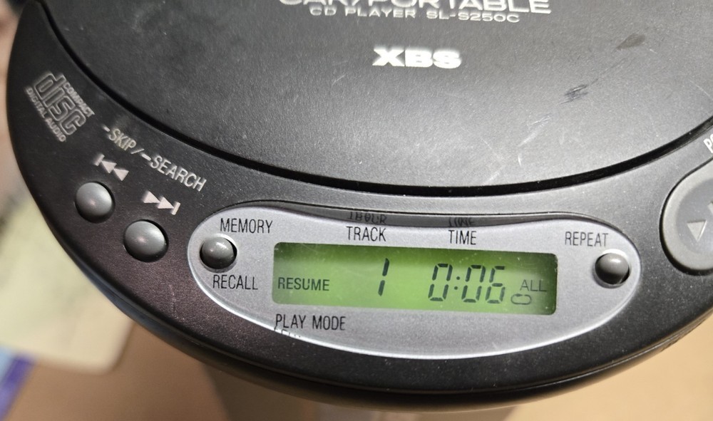 Panasonic MASH Portable CD Player SL-S250C Tested Works