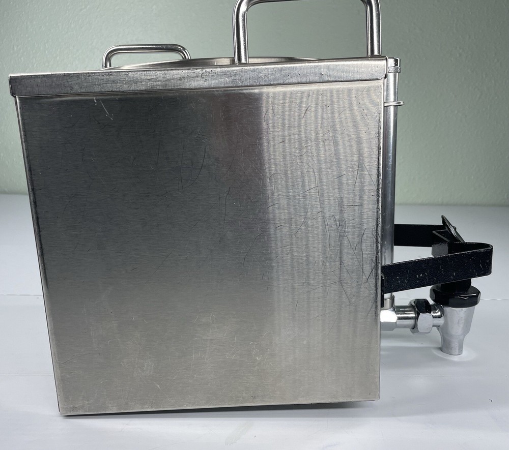 Wilbur Curtis - GEM-3 - 1.5 Gallon Shuttle Read