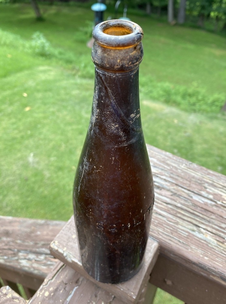 Schlitz Milwaukee WI Beer Bottle