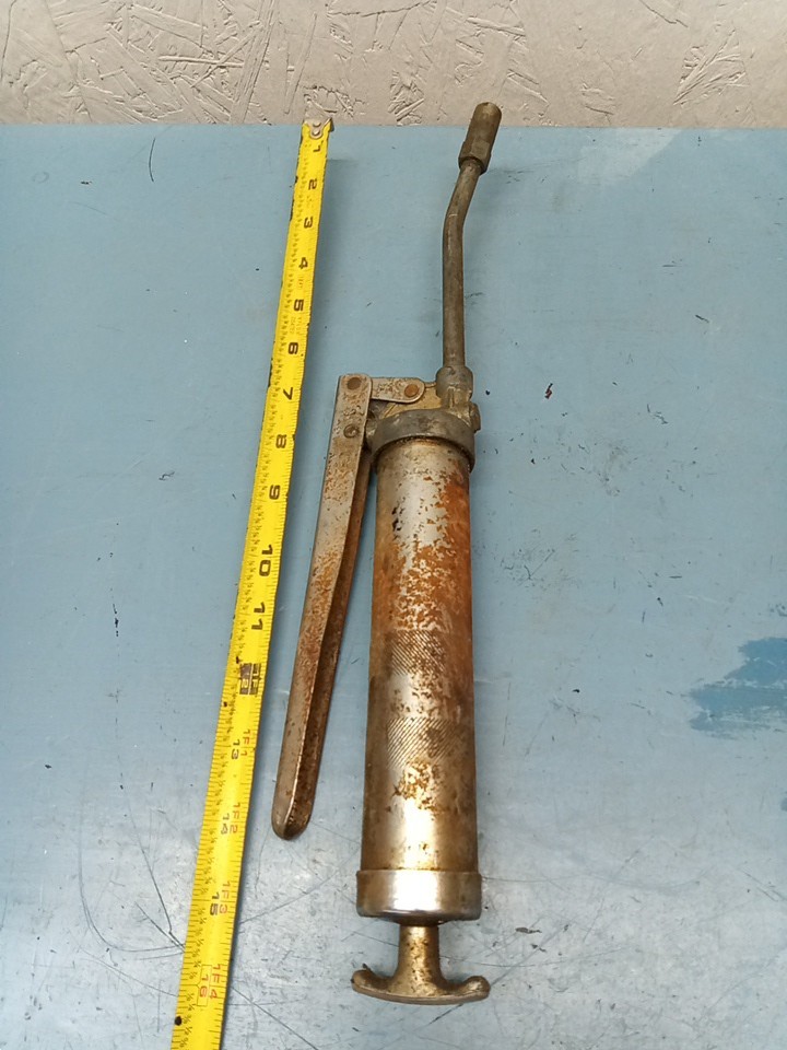 Vintage Unbranded Rustic Grease Gun (LL)