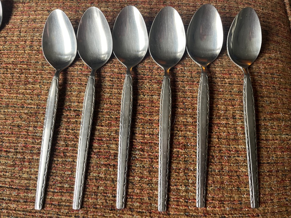 20 pc. Vtg. Rogers Co Ensenada Flatware Stainless Dinner Forks Spoons Spreader