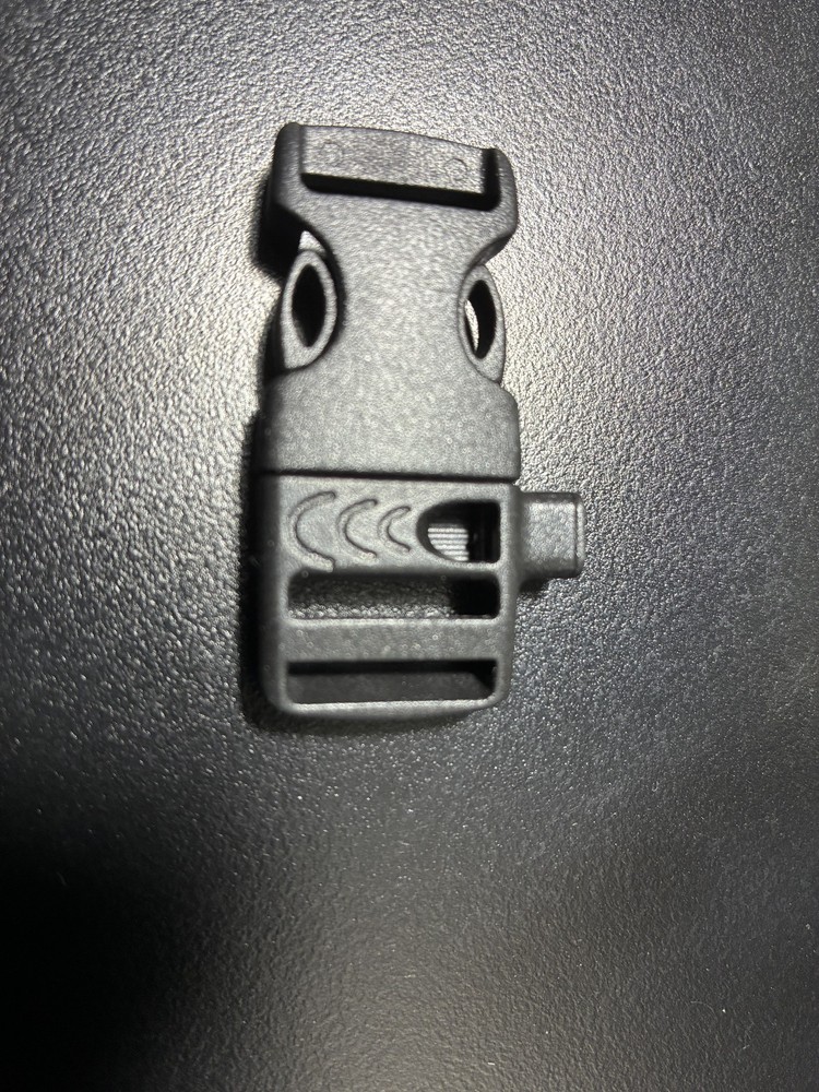 Whistle Sternum Strap Side-Release Backpack Buckle, 5/8 inch black