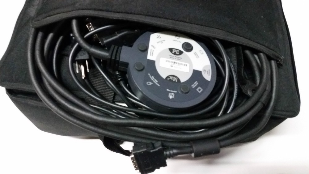 BOXLIGHT BL3750 Projector with Case