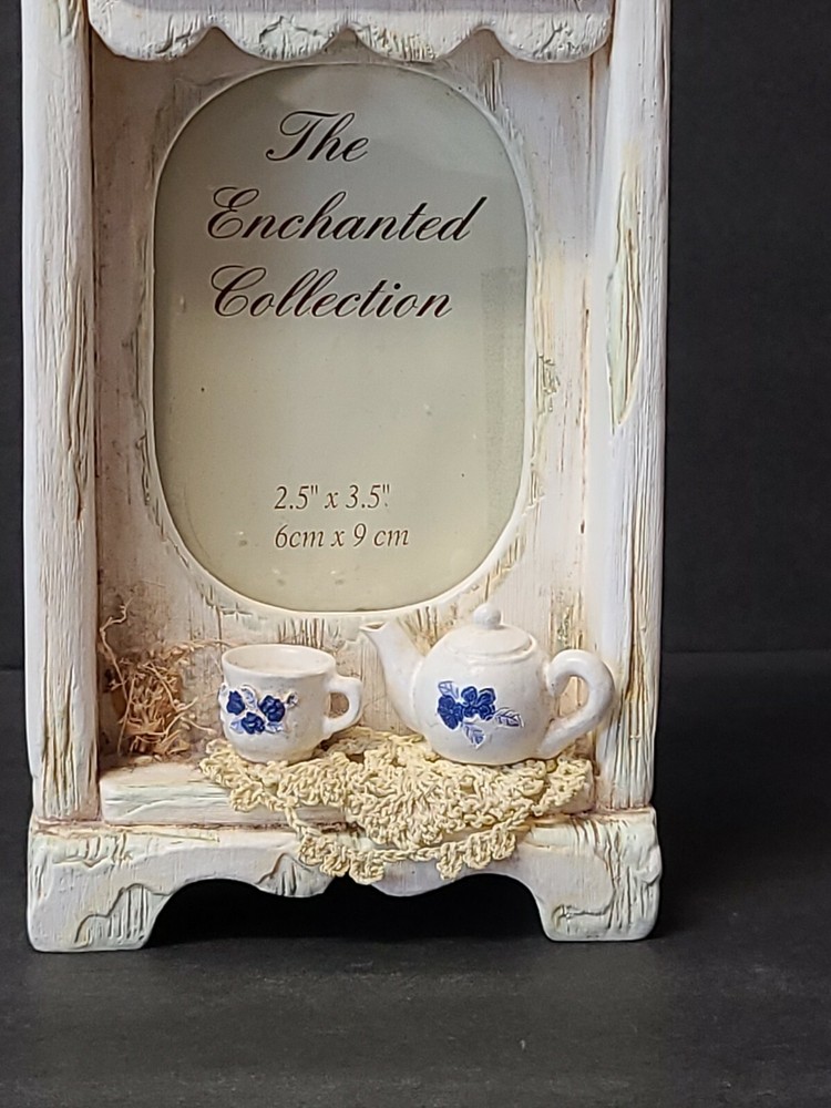 The Enchanted Collection Clock/picture Frame