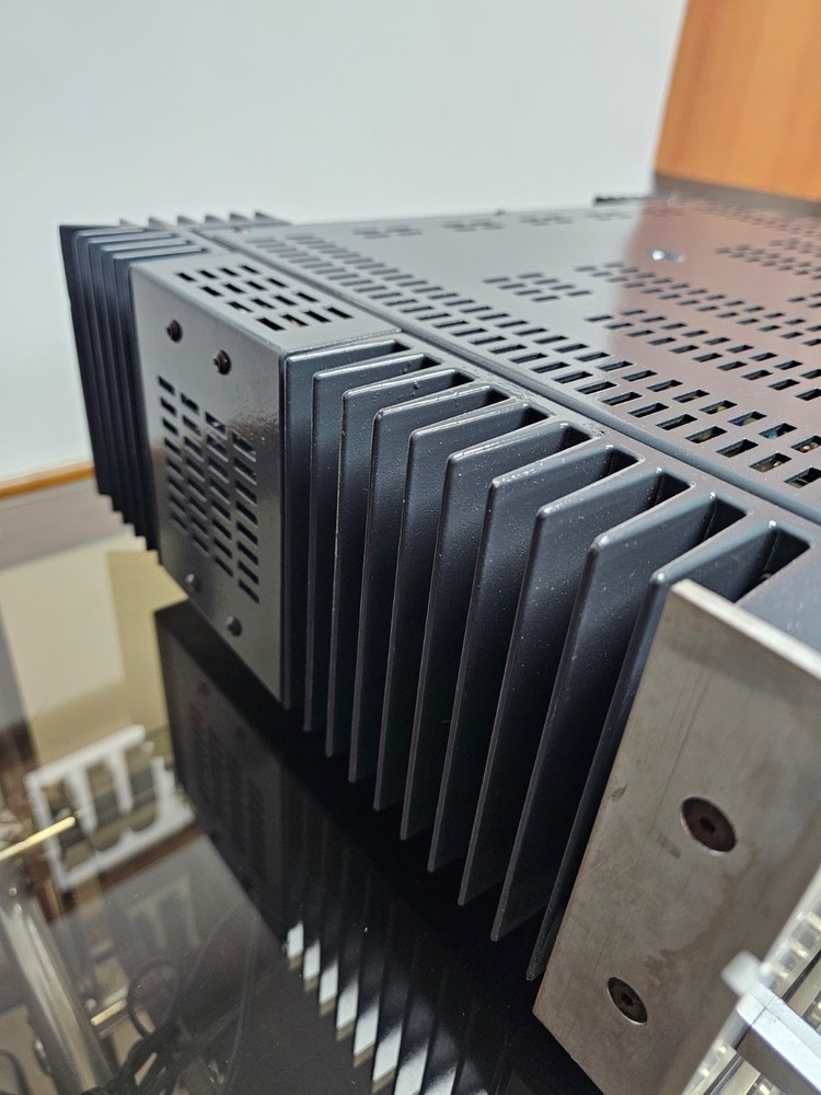 Power Studer A-68 Stereo Amplifier Serviced Operational