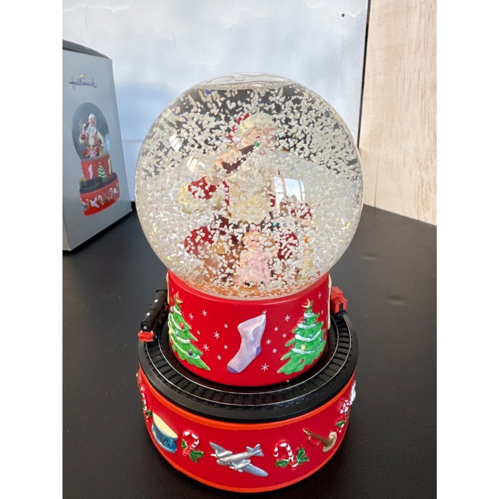 Hallmark Coca-Cola Santa Musical Snow Globe
