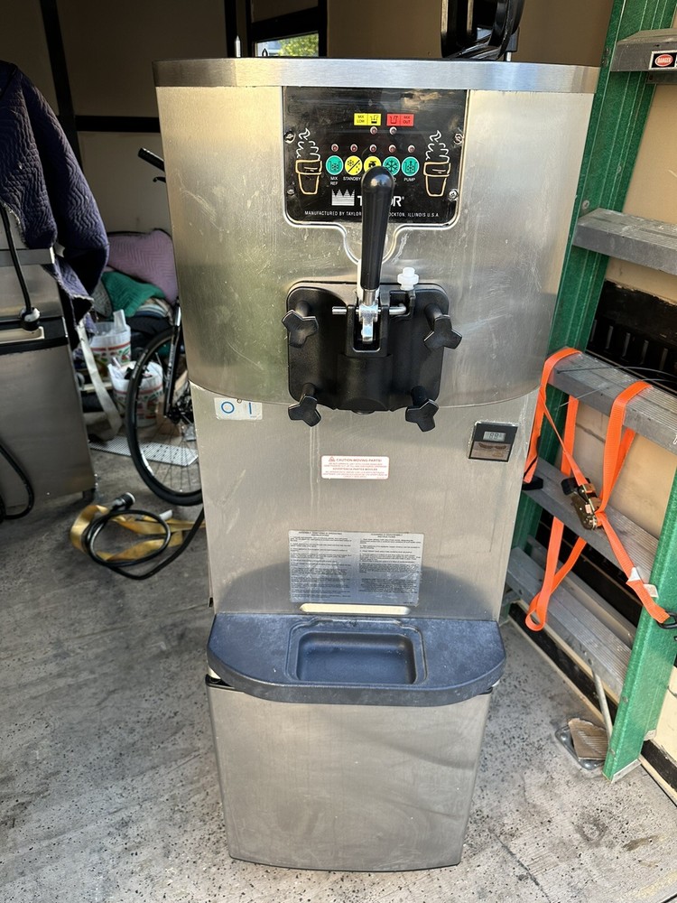 Taylor Crown Ice Cream Machine C707 3ph Water Cooled