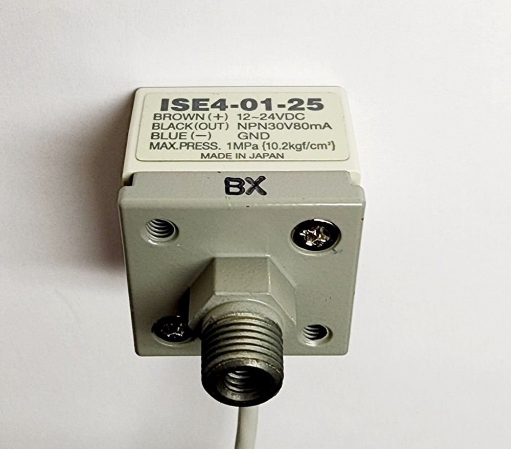 NEW SMC ISE4 ISE4-01-25L PRESSURE SWITCH