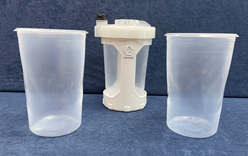 PRE-OWNED Flexliner 42 Oz. System, For Uses with Water and Materials