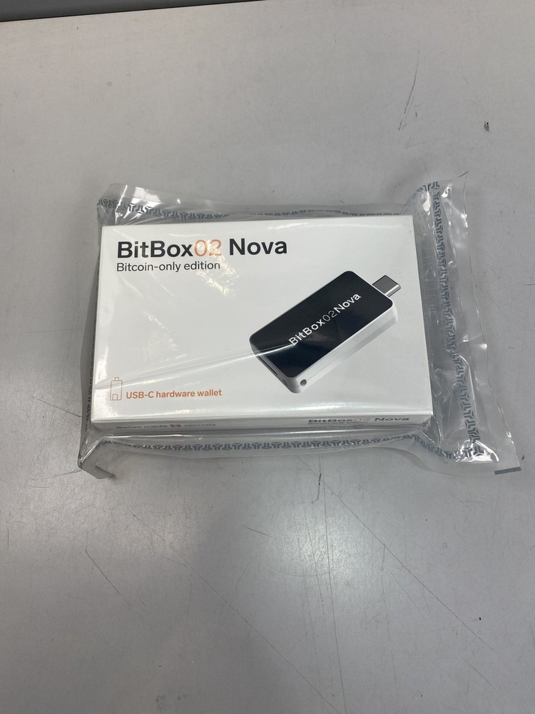 Bitbox - Bitbox02 Nova Bitcoing-only Edition Wallet - Polar White