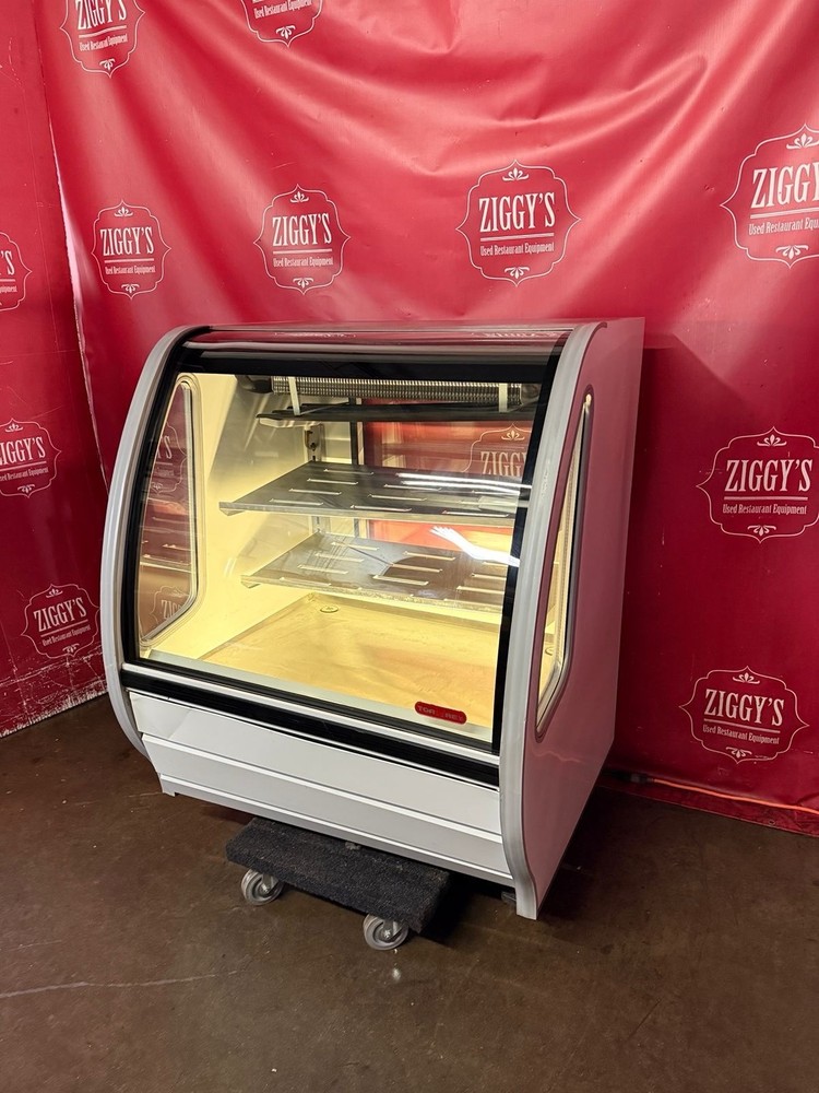 🚨 Torrey 41” commercial display pastry drink fridge