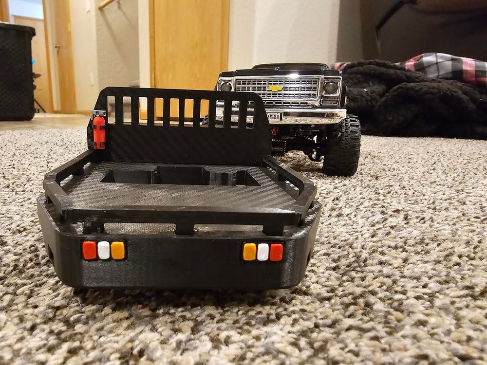 3d printed 1/18 scale TRX4M Flatbed