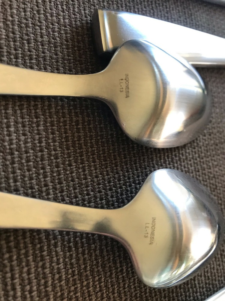 10 pcs. Oneida EVERDINE Stainless flatware--2 place settings--VGUC--Satin--