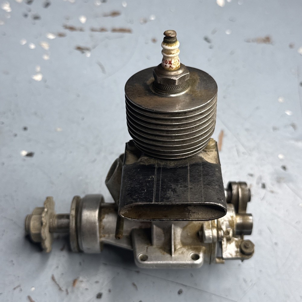 OK Herkmier Super 60 Engine Ignition R/C Airplane Model