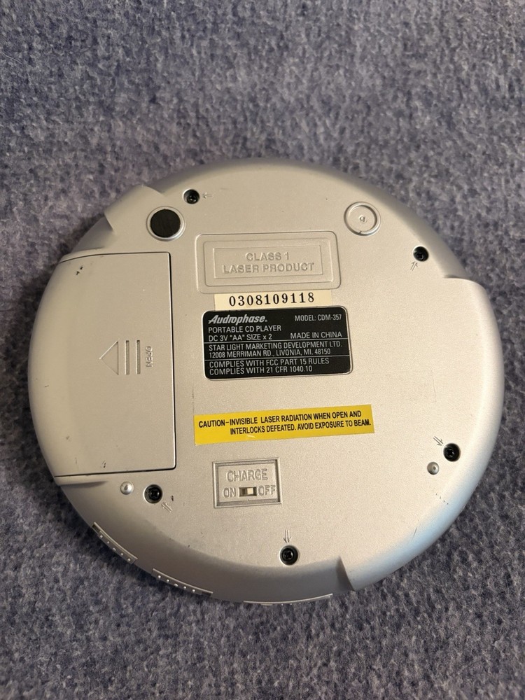 Audiophase Portable CD/MP3 Player — Flip Eval