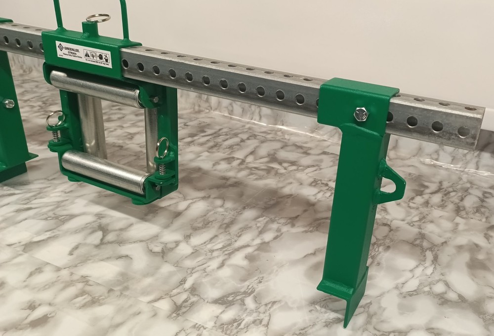 Greenlee CTR200 Heavy Duty Cable Roller