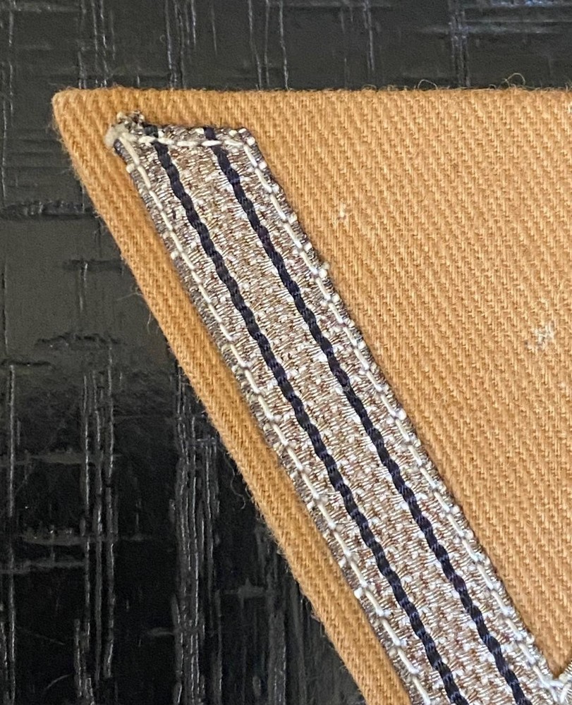 WW2 German ELITE OLD GUARD, HONOUR CHEVRON MINT