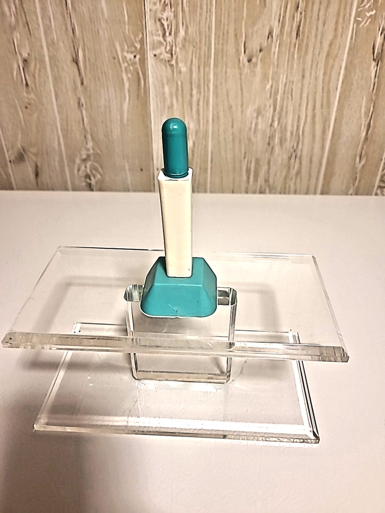 Vintage  B-D Thermometer Case