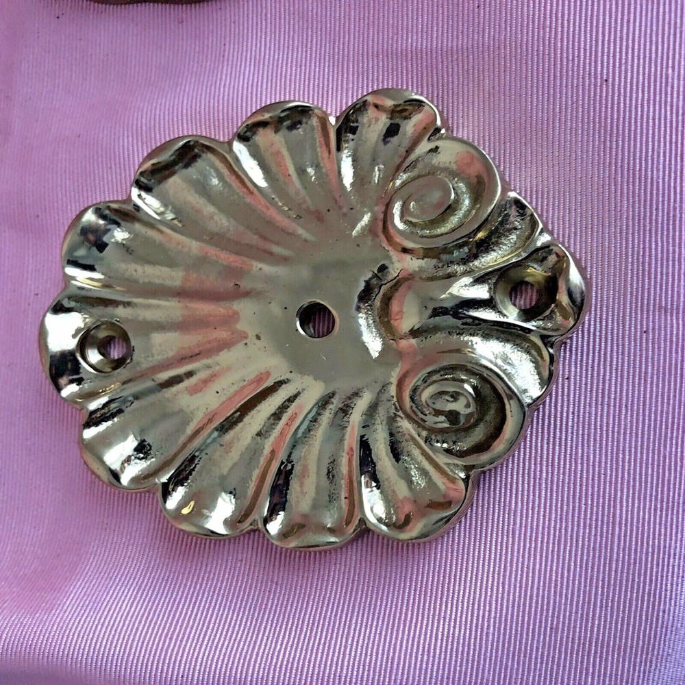 Stylecraft Solid Brass Applique Decorator Hardware Seashell 3.25" Tall x 2.5" W