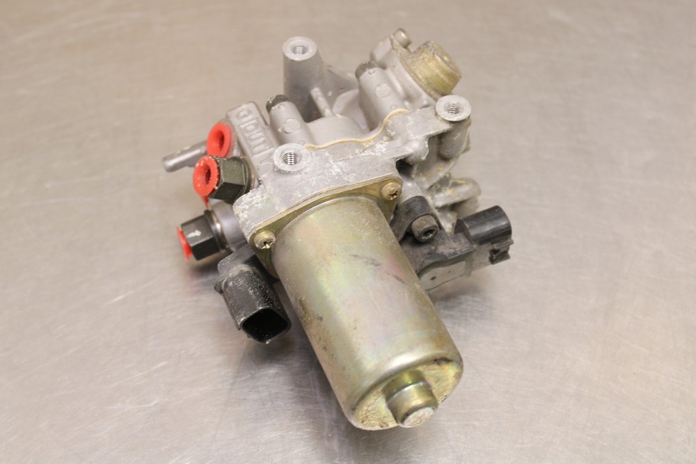 02-05 INTERCEPTOR 800 VFR800 ABS PUMP UNIT MODULE FRONT