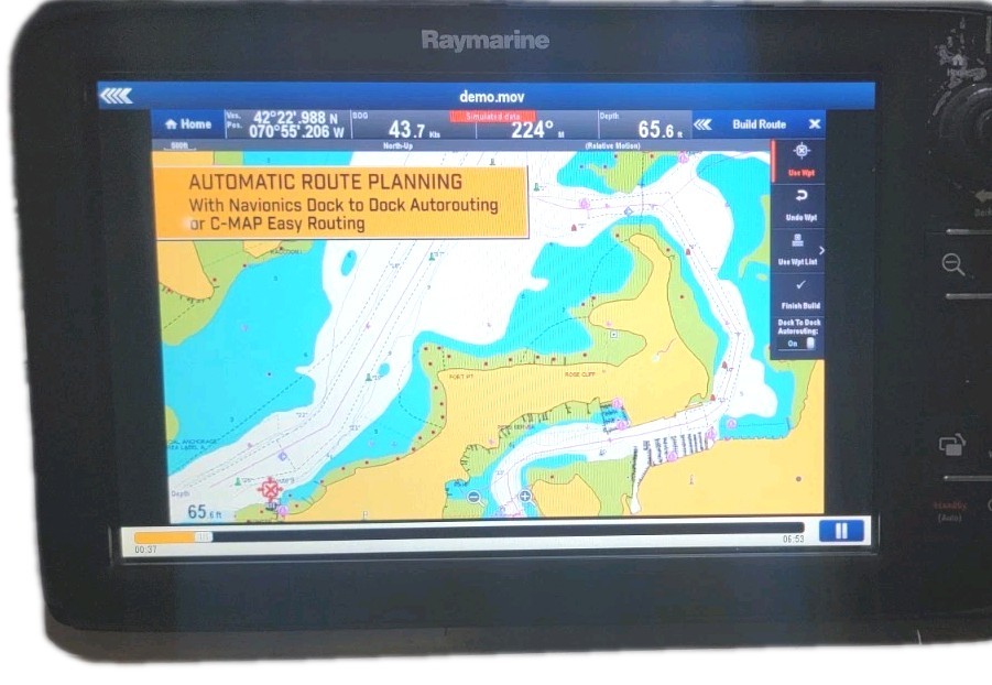 Raymarine E70014 C127 Chart Plotter Multi-Function Display Sonar MFD Fishfinder