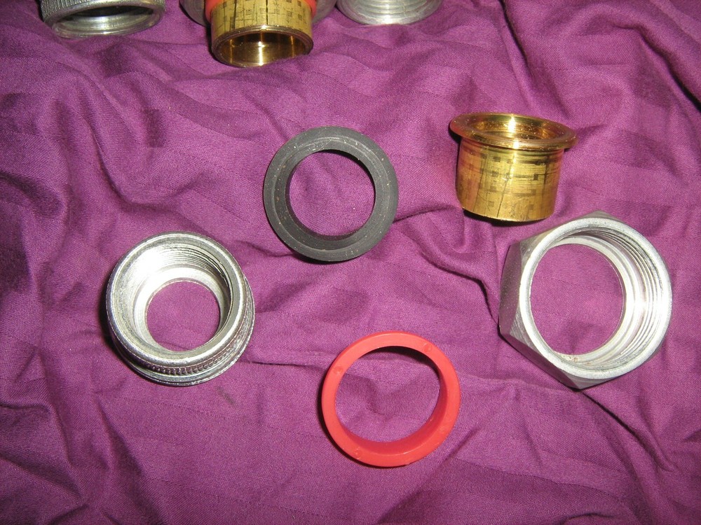 LOT OF (4) EPCO Di-Electric Union 3/4" Sweat X 3/4" Pipe New Condition Surplus