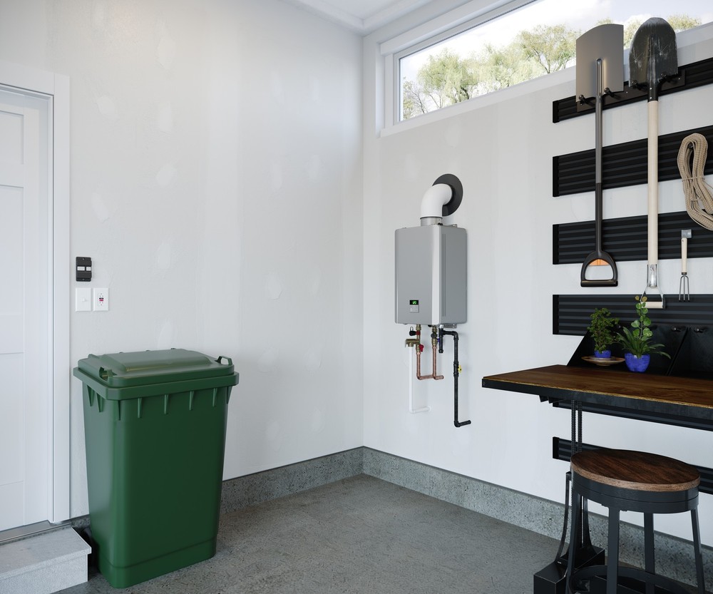 Rinnai RE199IP Internal Tankless Water Heater 199k Btu 9.8 gpm max - Slight Wear