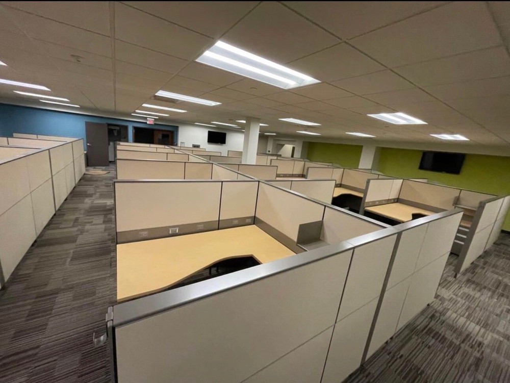 Herman Miller Cubicle Desk Set