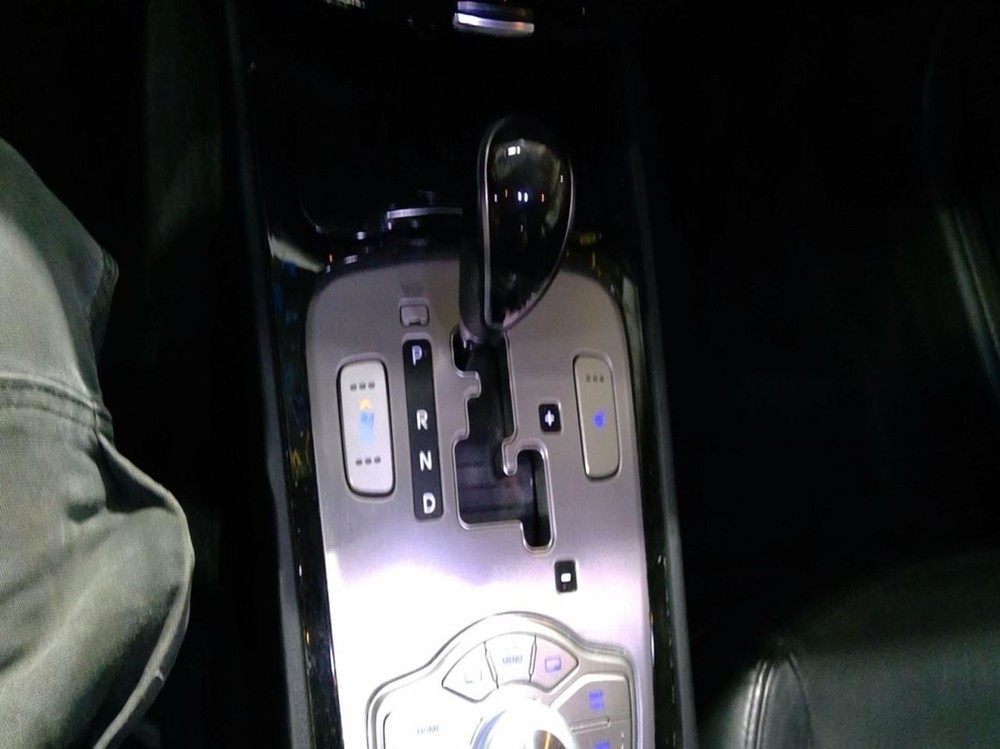 GENESIS   2014 Transmission Shift 963612