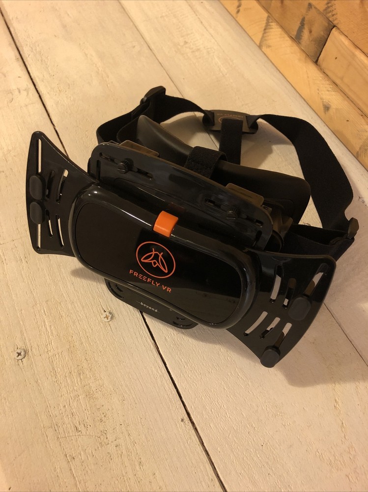 Freefly VR Headset Plus Case Plus Instruction Manual