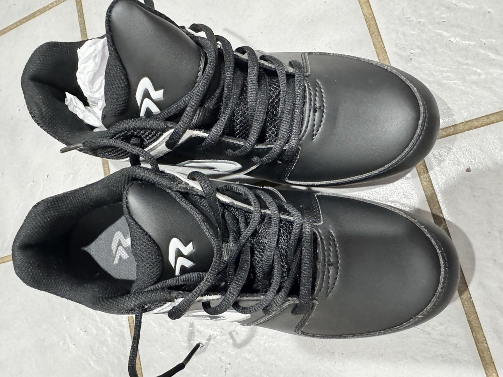 Ringor Flite Softball Cleats Black White Size 8.5