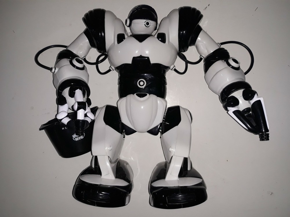 Robosapien Interactive Humanoid Remote Control Robot 14" Toy No Remote Untested