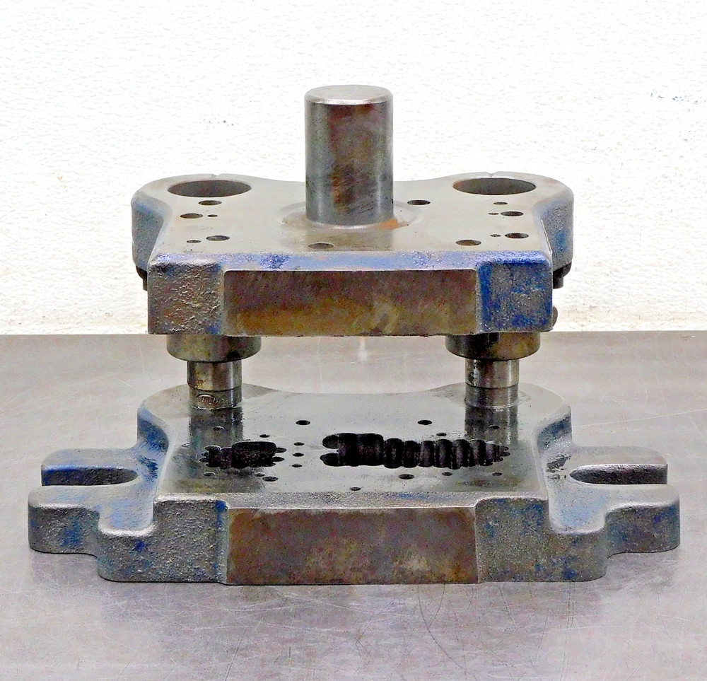Danly 0604-D1 Precision Die Set Pneumatic Punch Press