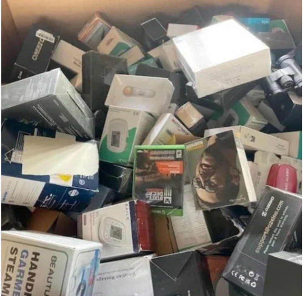 Amazon Ovestock Electronics Mystery Box 15 Items 🎁