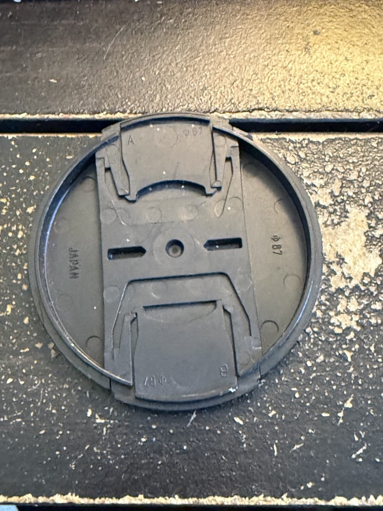 Tamron 67mm Front Lens Cap older style