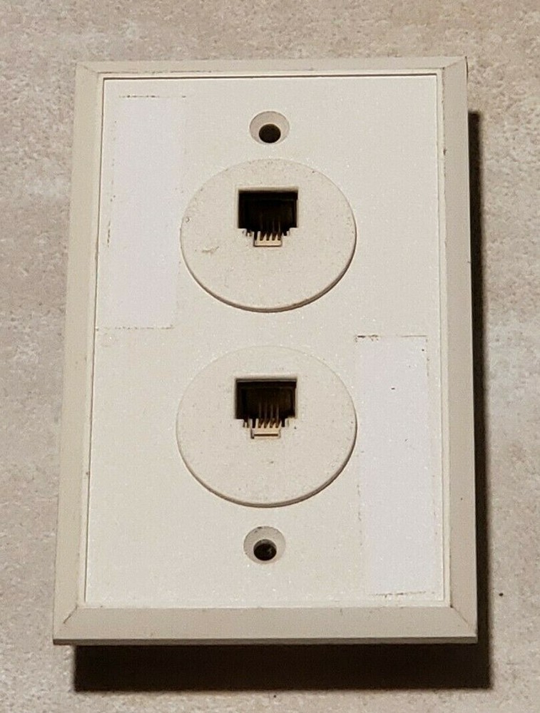 Dual Telephone Wall Jack SE625B3