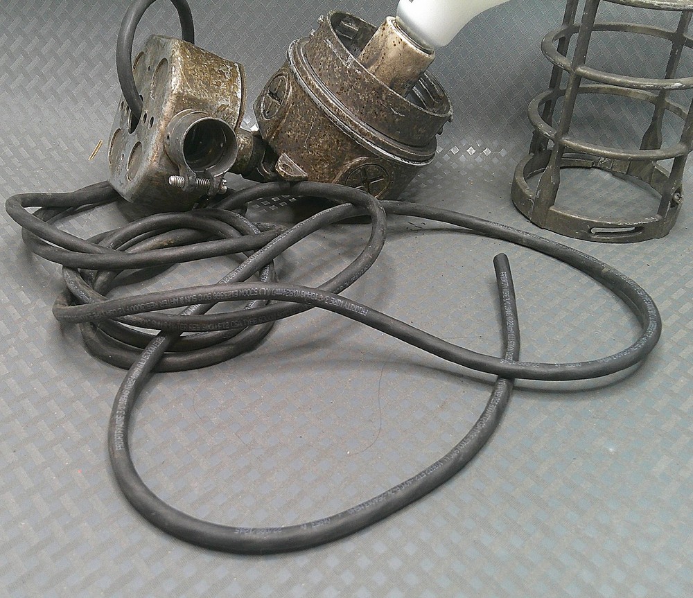 OFFICIAL MARVEL STUDIOS PROP Vintage Industrial Explosion Proof Light Lamp COA