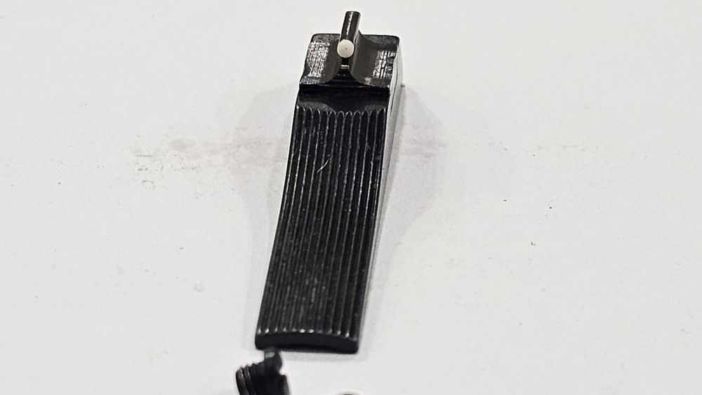 Thompson Center Fire Hawk Muzzleloader Sight Set W/ Screws (B)