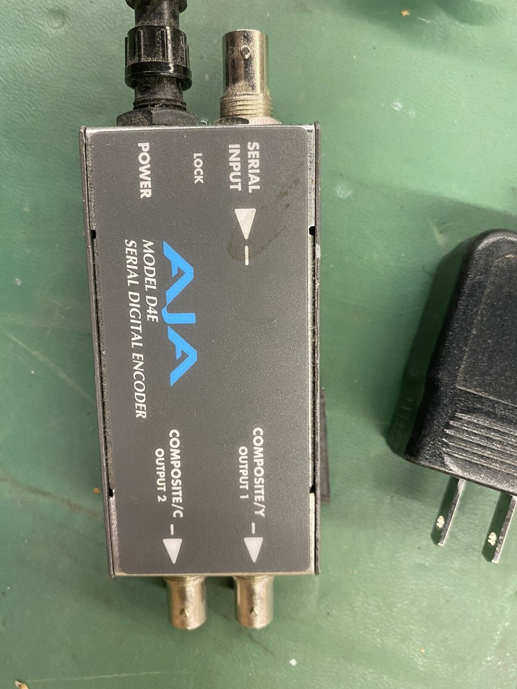 AJA D4E Digital to Analog Video Converter (Decoder)