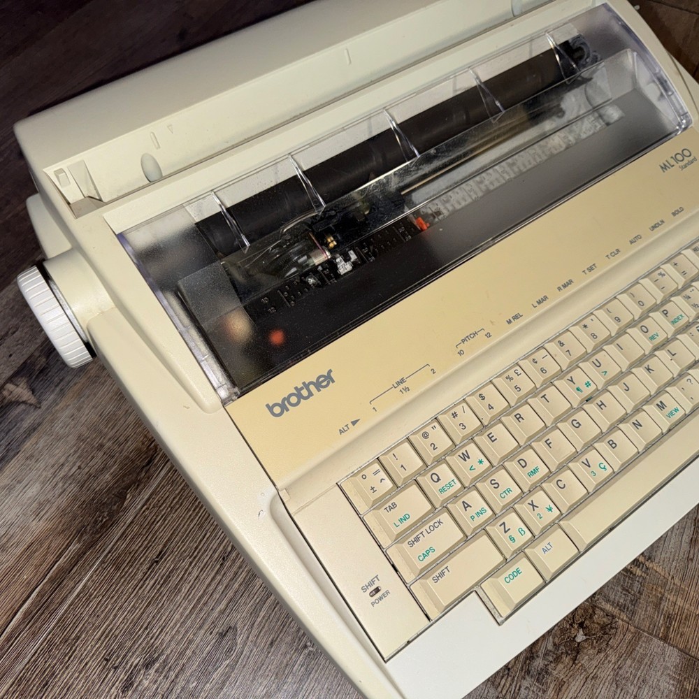Brother Model ML-100 Standard Daisy Wheel Electric Typewriter