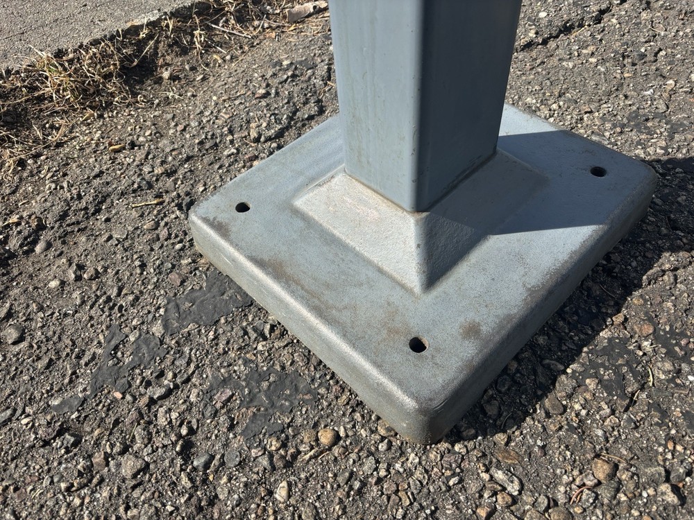 Baldor Cast-Iron Buffing Stand