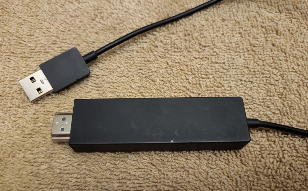 Microsoft Wireless Display Adapter HDMI w/ USB Model 1628