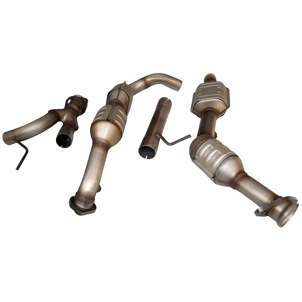 Front Left & Right Catalytic Converter Set For 2003-2004 Ford Expedition 5.4L
