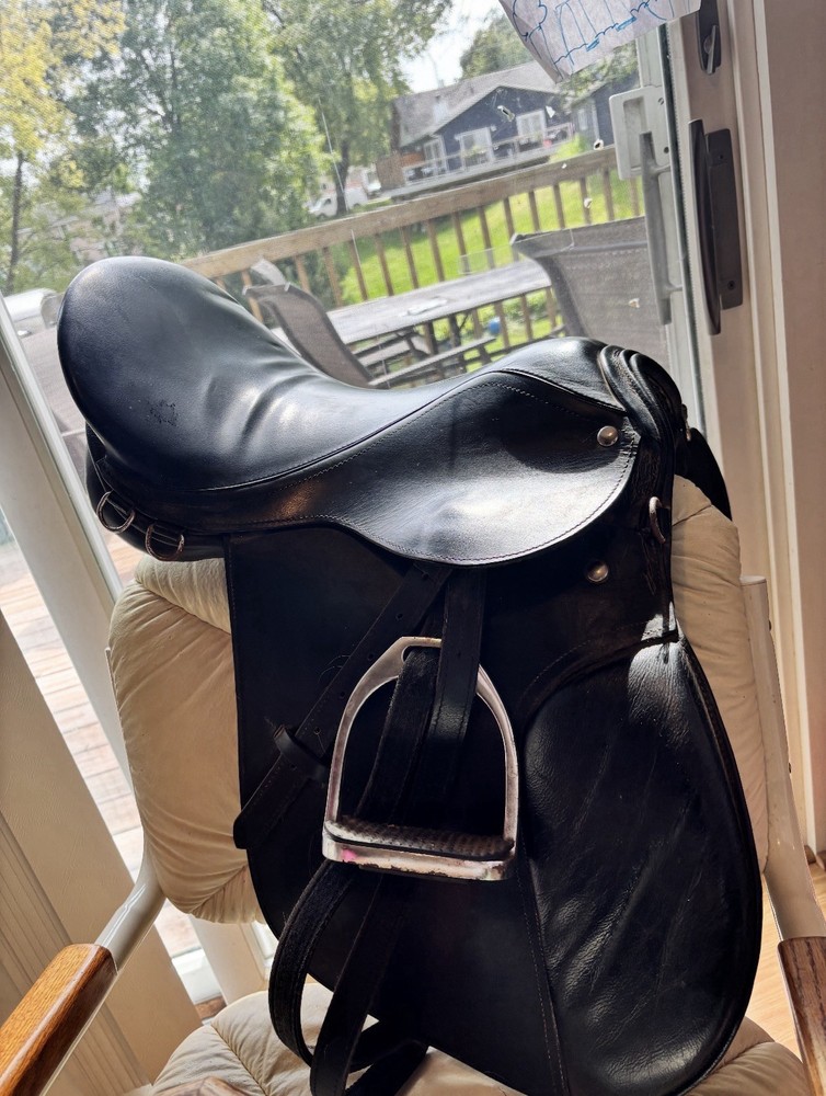 English Saddle