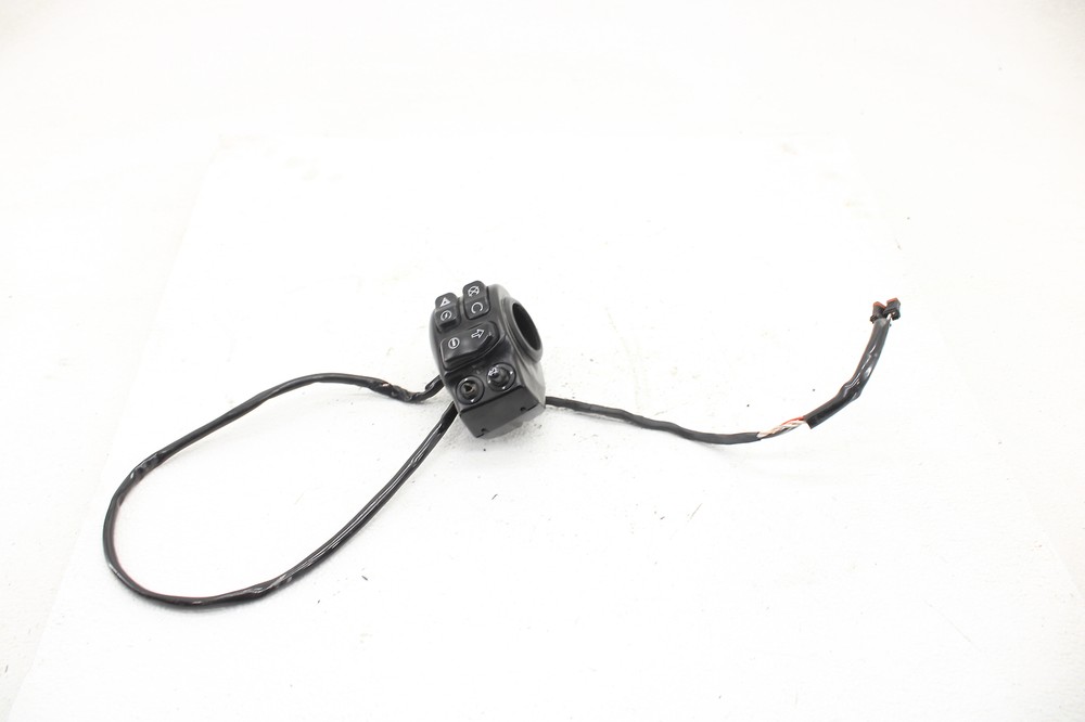 2014-2017 Harley Davidson Electra Ultra Limited Right Control Switch Pack