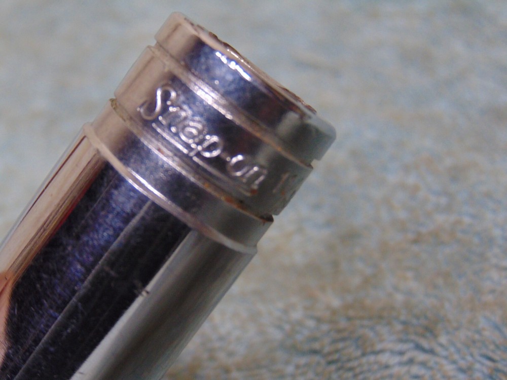 Snap-On 1/2" Drive 11/16" 6 Point Deep Well SAE Socket #TS221