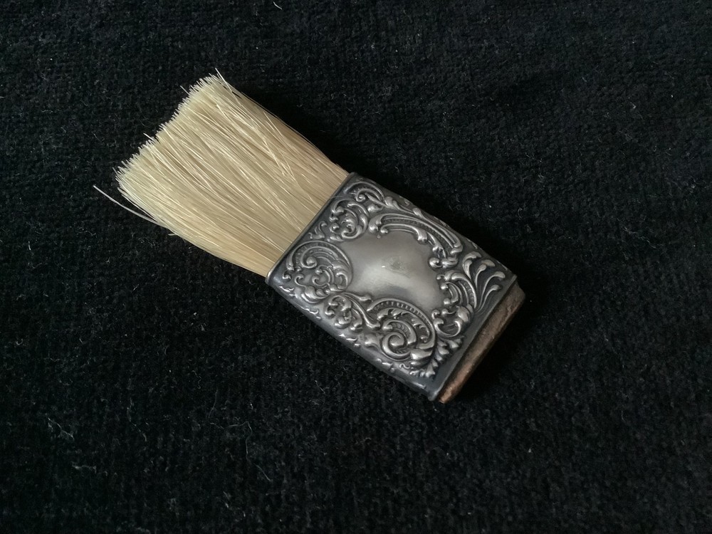 ** Decorative Repousse Sterling Silver Desktop Eraser w/Brush - NM  **