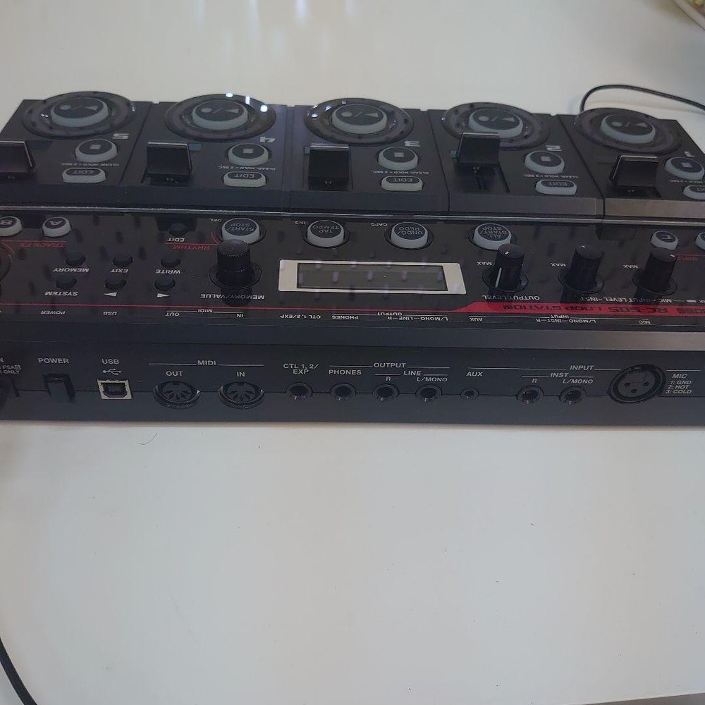 BOSS RC 505 loop station