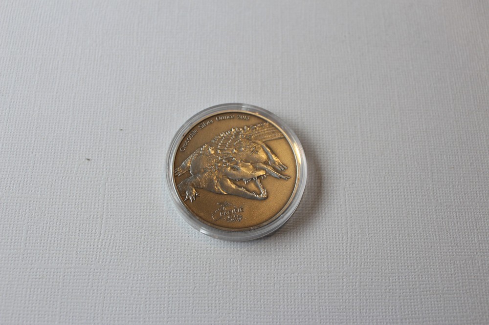 2013 TOKELAU FIVE DOLLARS SILVER COIN