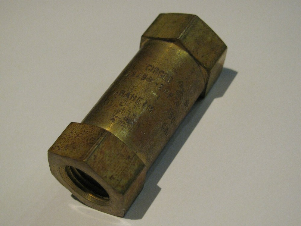Circle Seal Check Valve Model 23498-2PP. 5000 psi max